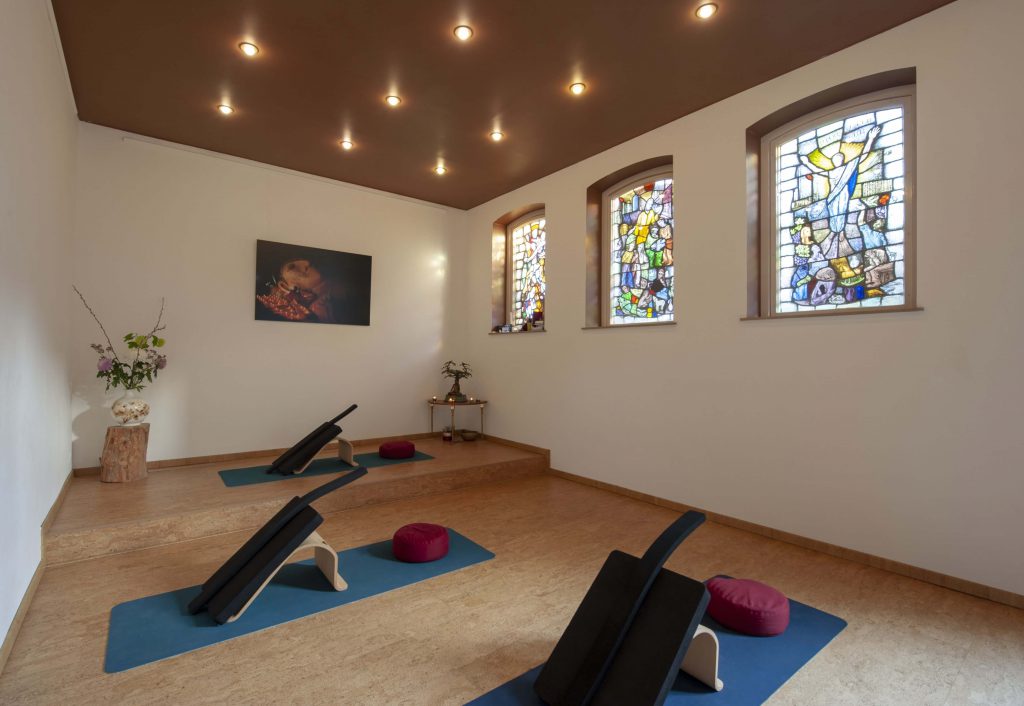 Yoga studio zijaanzicht